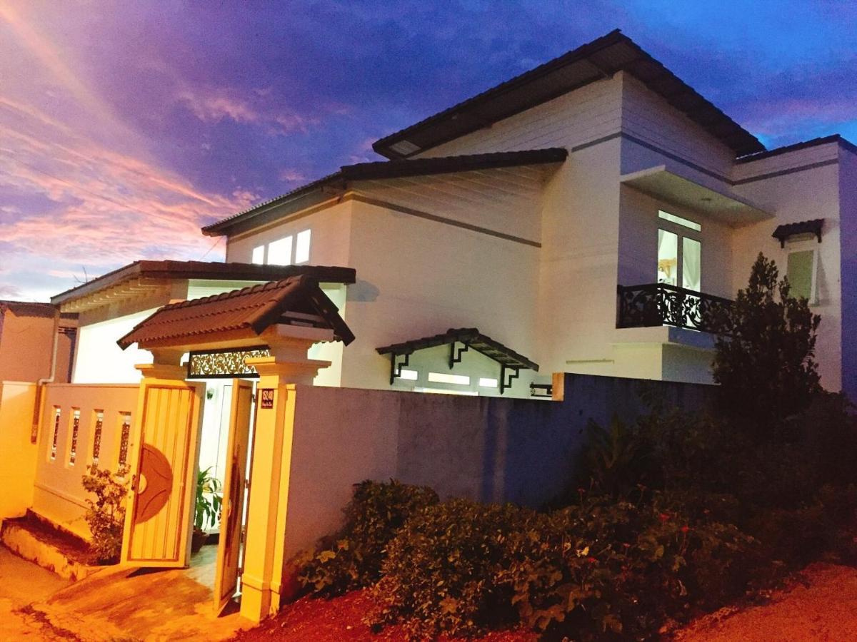 Đòn Gánh Homestay Buôn Ma Thuột Buon Ma Thuot Exterior foto