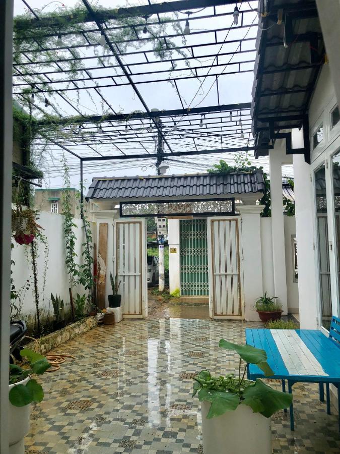Đòn Gánh Homestay Buôn Ma Thuột Buon Ma Thuot Exterior foto